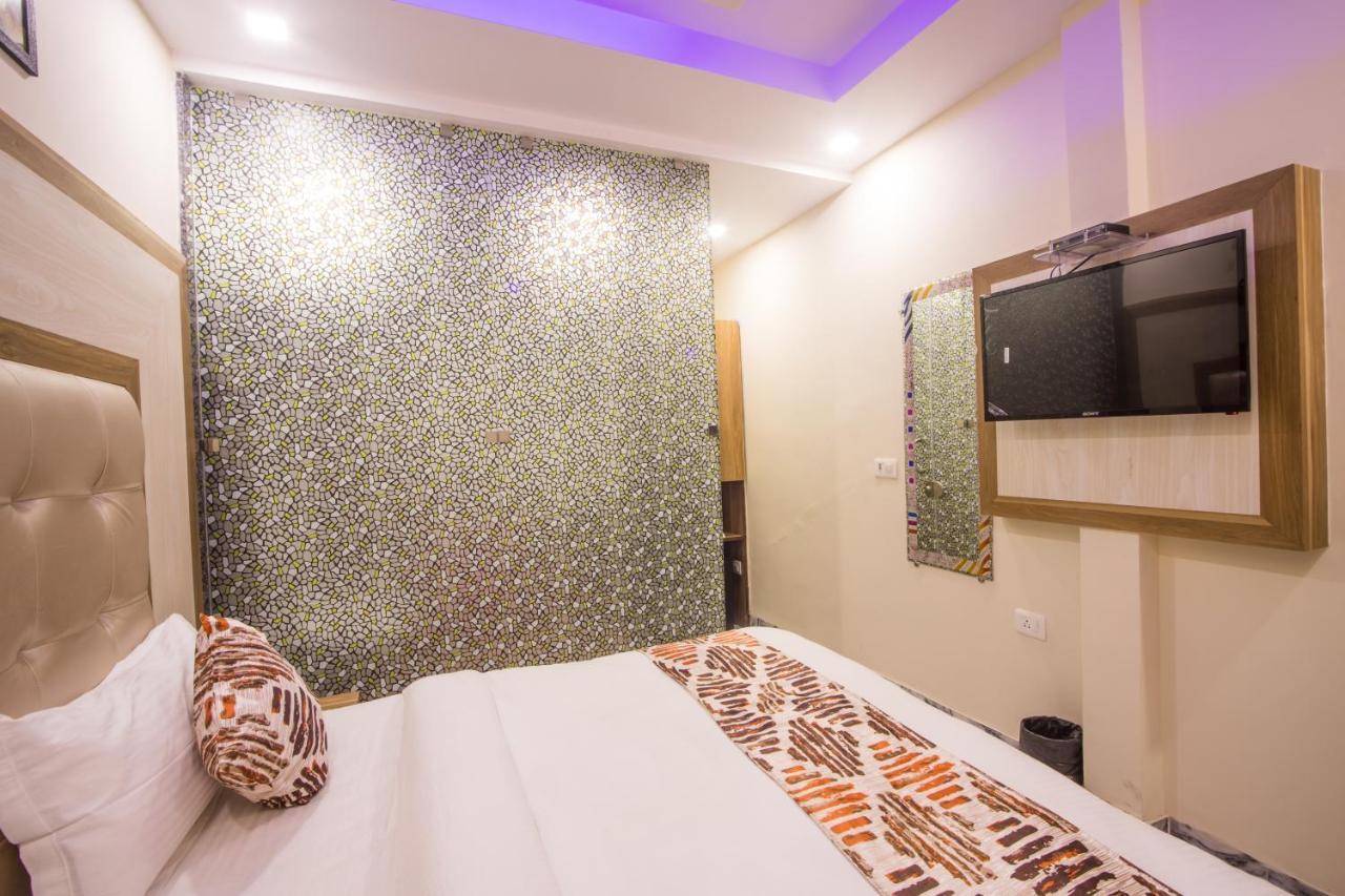 Hotel Harsha International Neu-Delhi Exterior foto