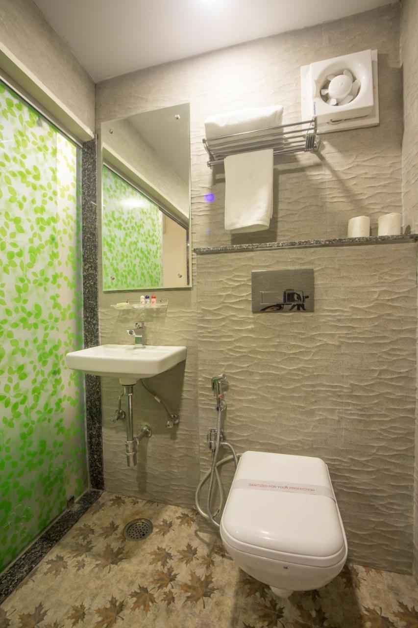 Hotel Harsha International Neu-Delhi Exterior foto