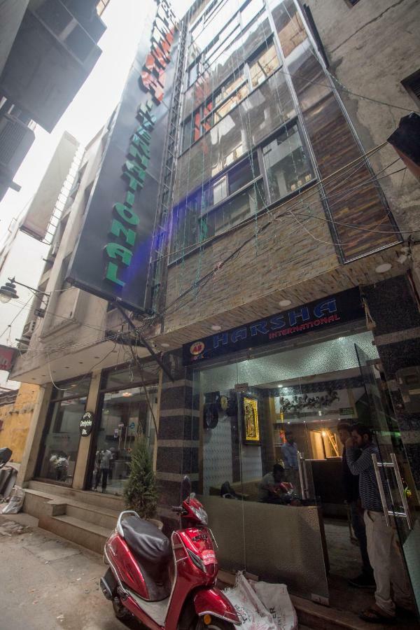 Hotel Harsha International Neu-Delhi Exterior foto