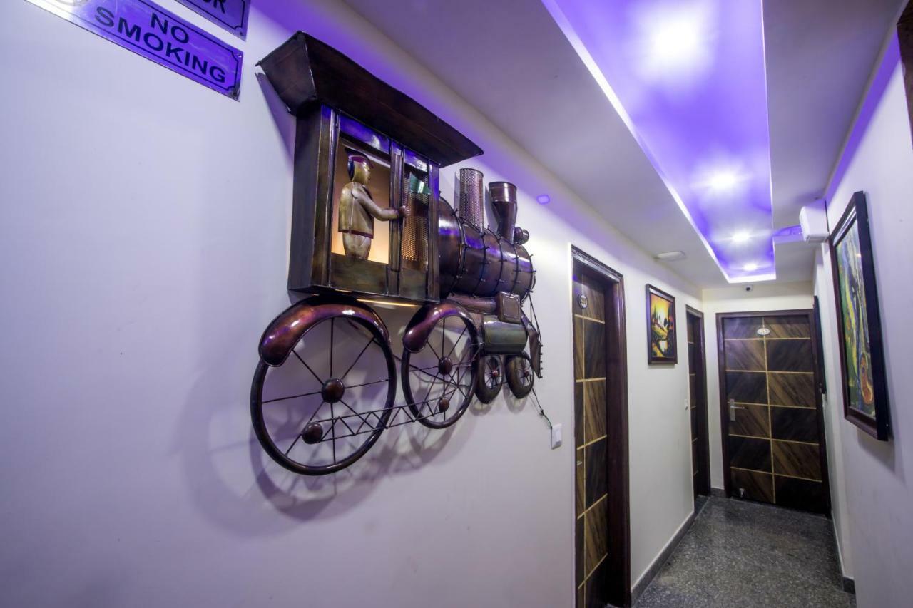 Hotel Harsha International Neu-Delhi Exterior foto