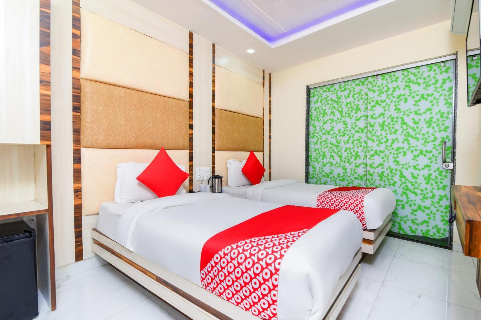 Hotel Harsha International Neu-Delhi Exterior foto